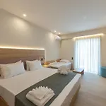Pappas Hotel