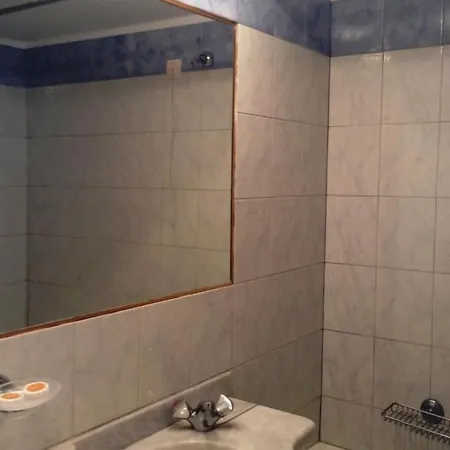 Pappas ホテル ルートラキ