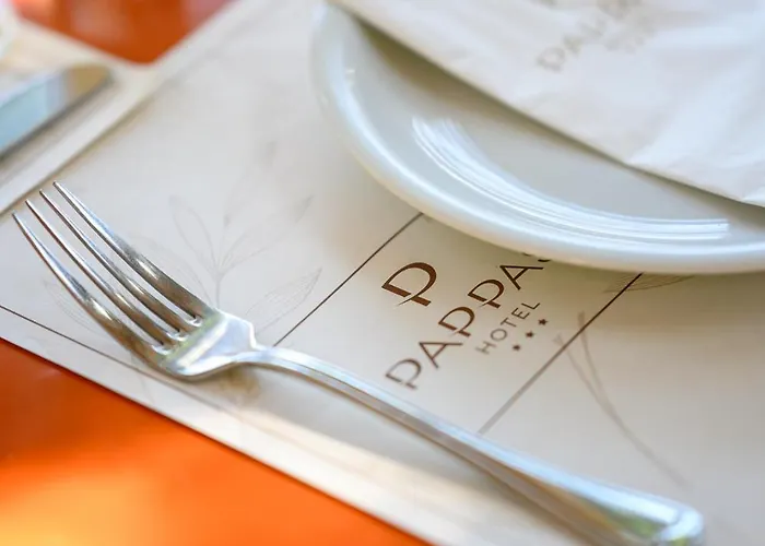 Отель Pappas 3*