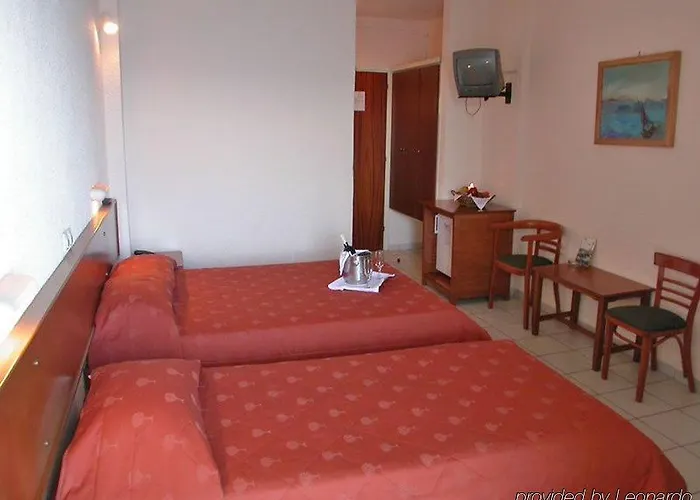 Otel Pappas 3*